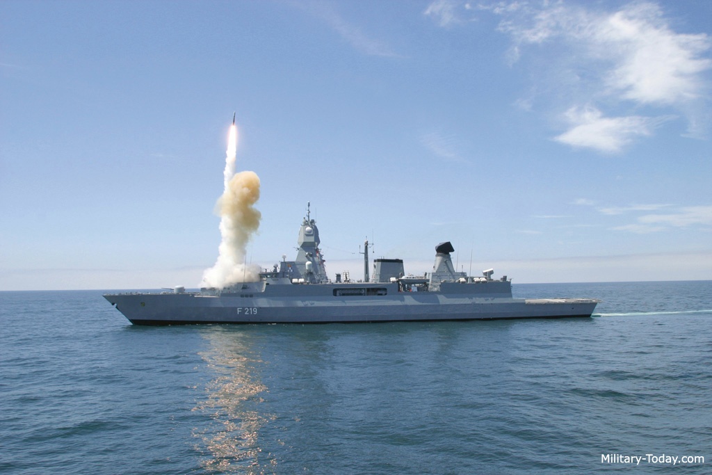 khinh hạm mạnh nhất châu Âu ảnh 9 khinh ham manh nhat chau Au anh 9