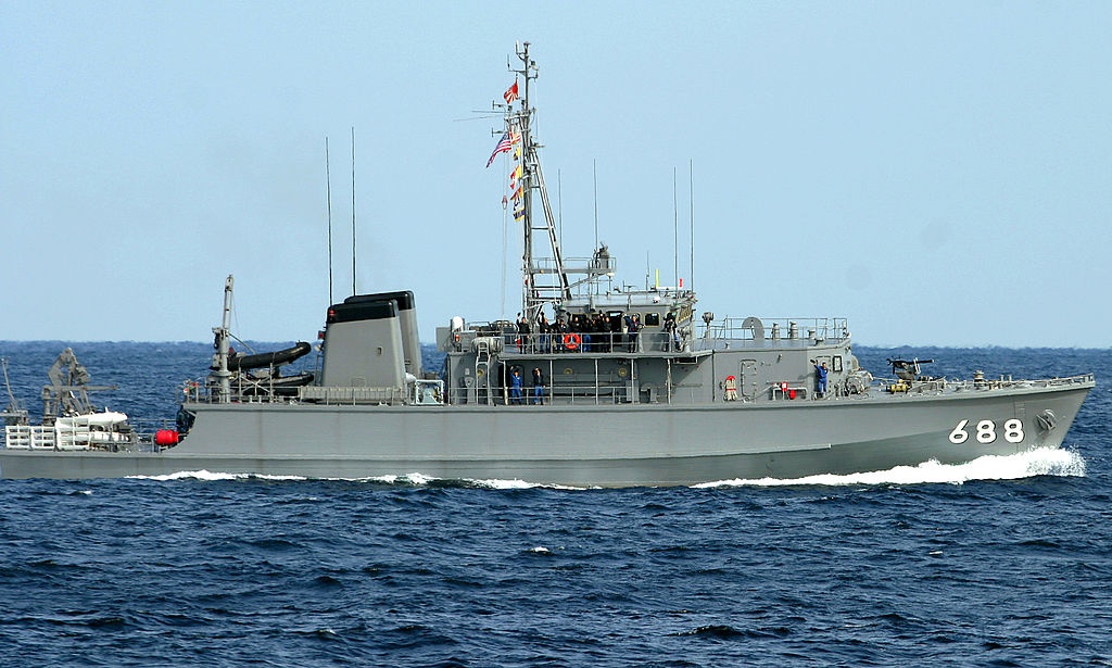 Chien ham Aegis duy nhat cua chau Au hinh anh