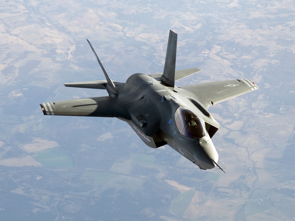 tranh cai cong nghe tang hinh anh 1