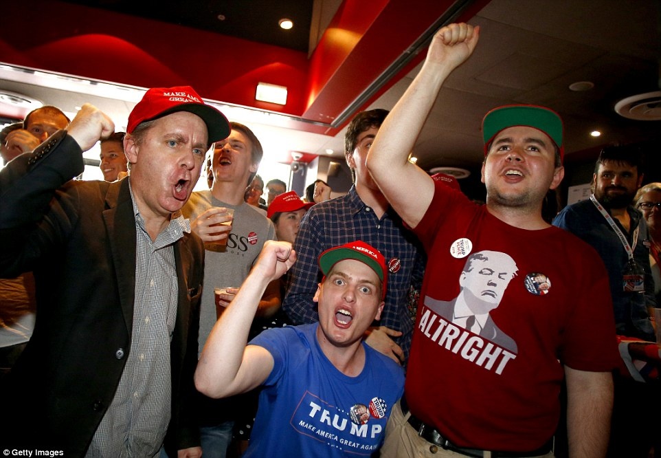 phe Clinton thất vọng vì thua cuộc ảnh 4 phe Clinton that vong vi thua cuoc anh 4