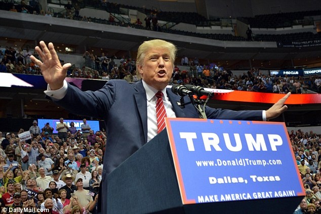 Ve du le nham chuc cua Trump gia toi 1 trieu USD hinh anh