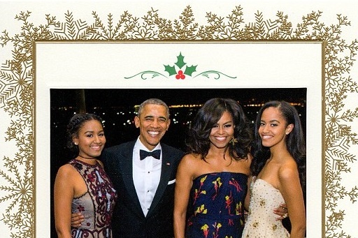 Dan mang 'nuc long' khen thiep Giang sinh nha Obama hinh anh