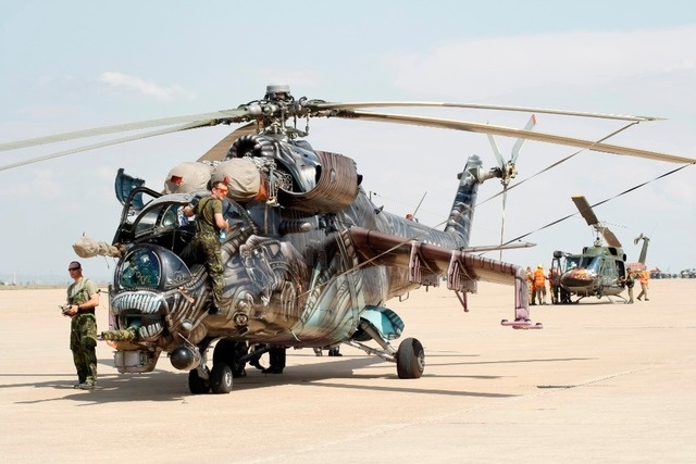 mau son nguy trang anh 7