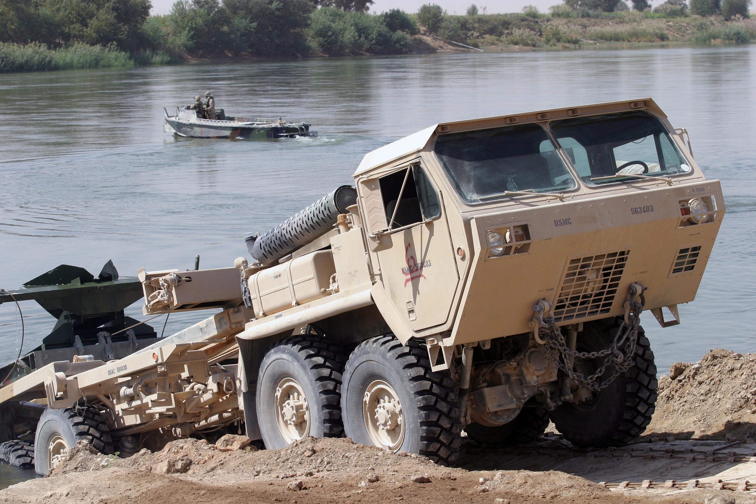 xe tai quan su tot nhat anh 8