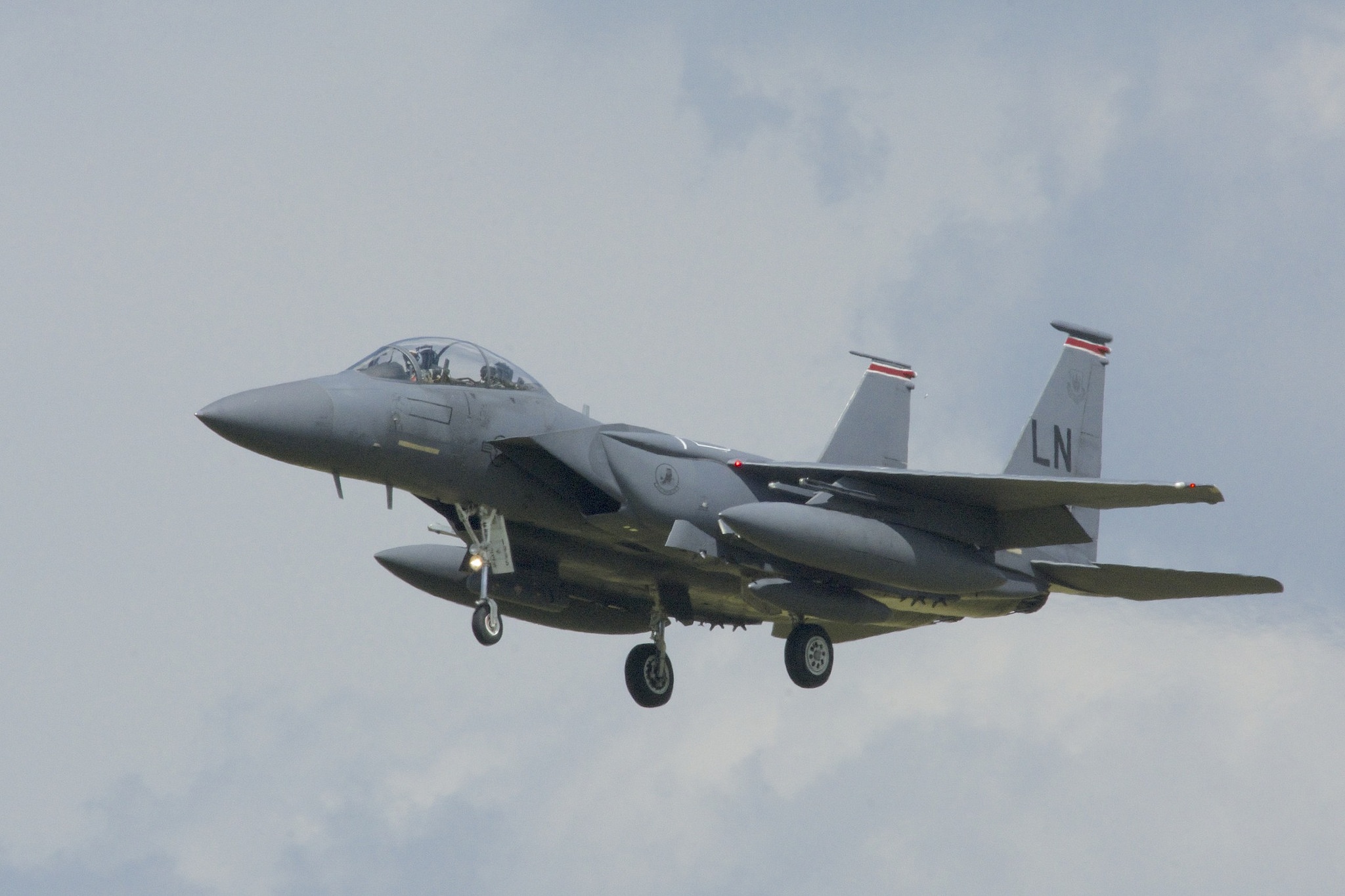 My ngung hoat dong F-15 anh 10