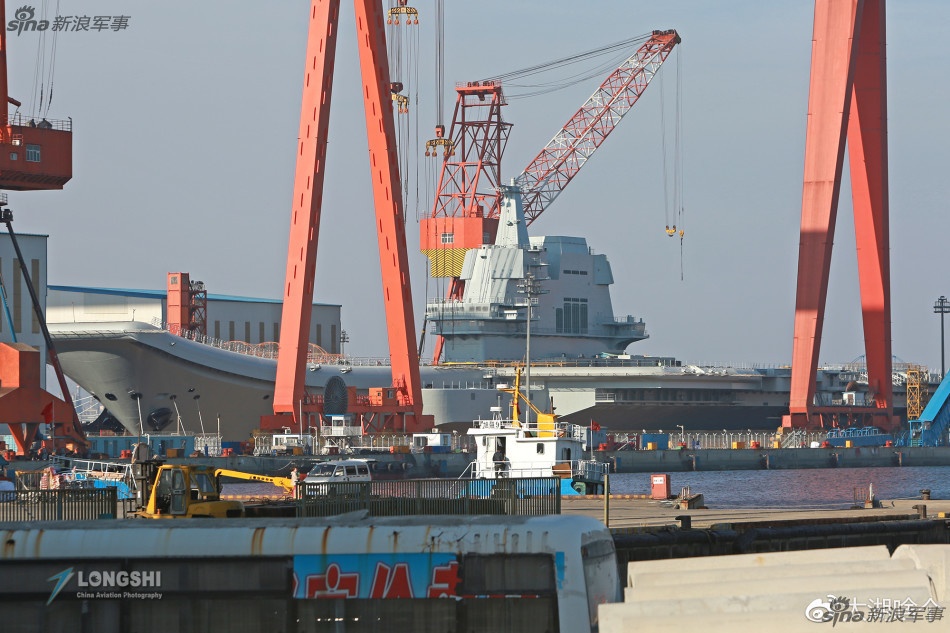 Trung Quoc sap hoan tat dong tau san bay noi dia hinh anh