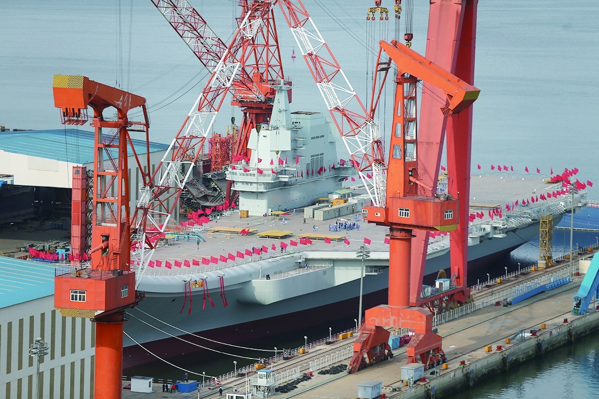 Tau san bay cua Trung Quoc o dau so voi the gioi hinh anh