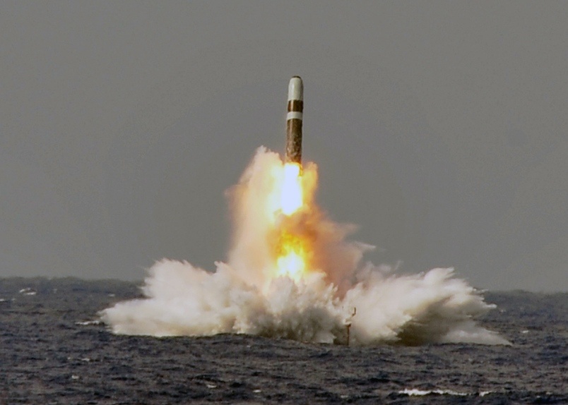 My so huu tau ngam co the de doa toan bo Trieu Tien hinh anh