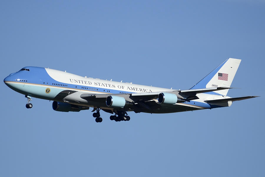 Air Force One anh 1