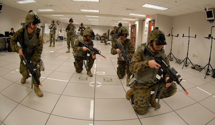 Binh si My huan luyen bang kinh thuc te ao hinh anh