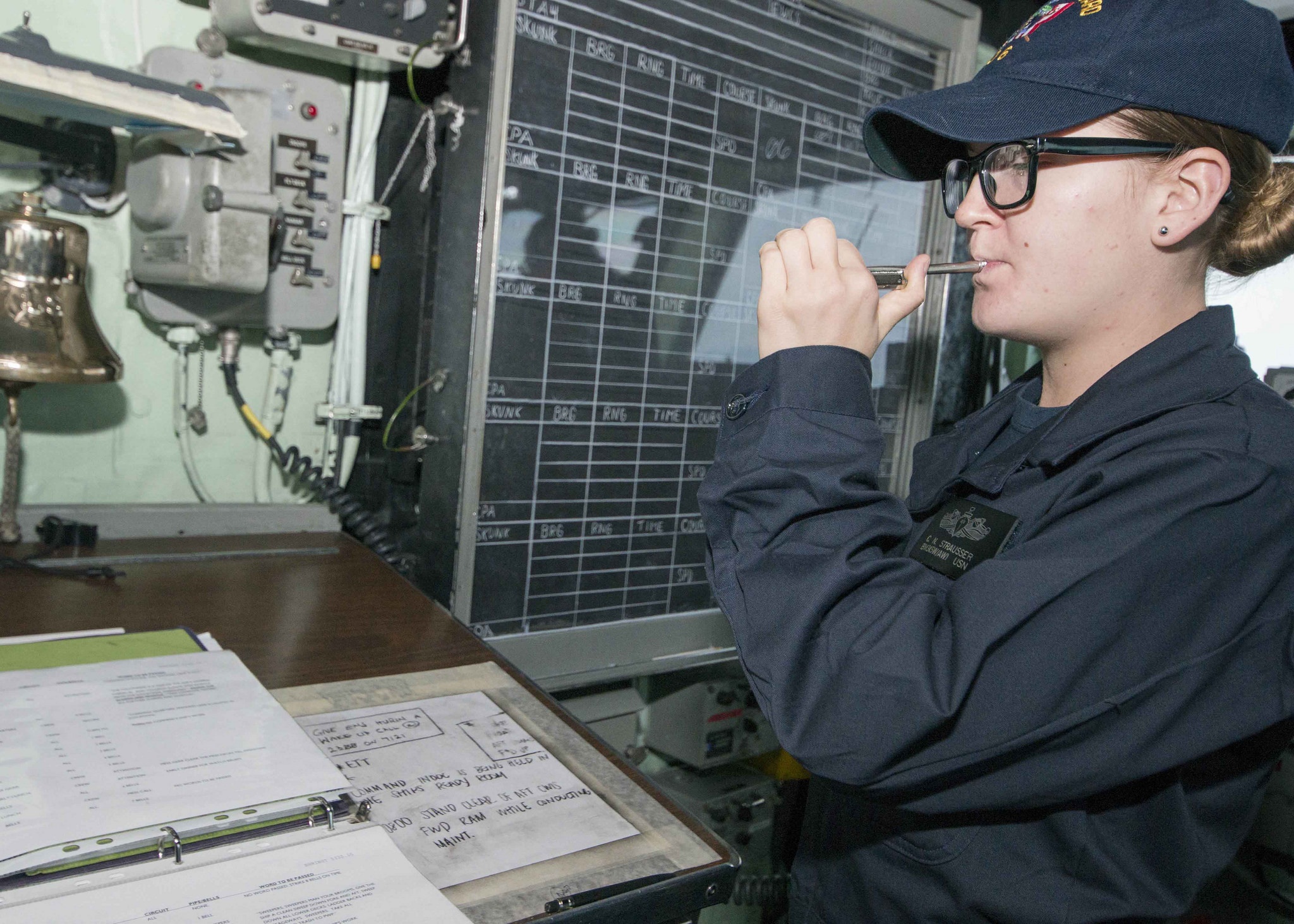 Tàu ngầm Mỹ thăm Hàn Quốc ảnh 6 Tau ngam My tham Han Quoc anh 6