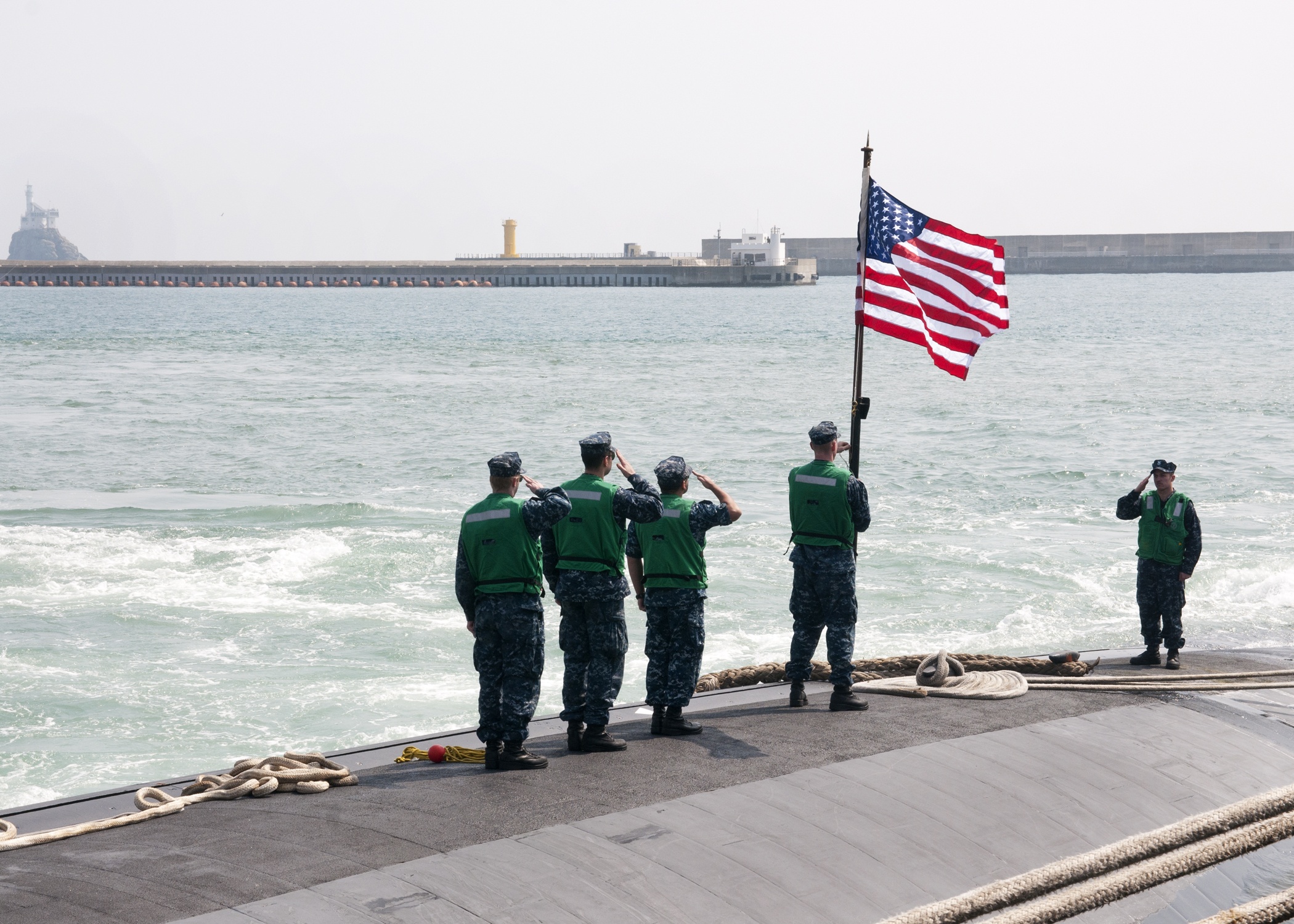 Tàu ngầm Mỹ thăm Hàn Quốc ảnh 9 Tau ngam My tham Han Quoc anh 9