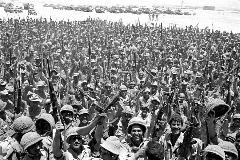 Cuoc chien 6 ngay anh 11