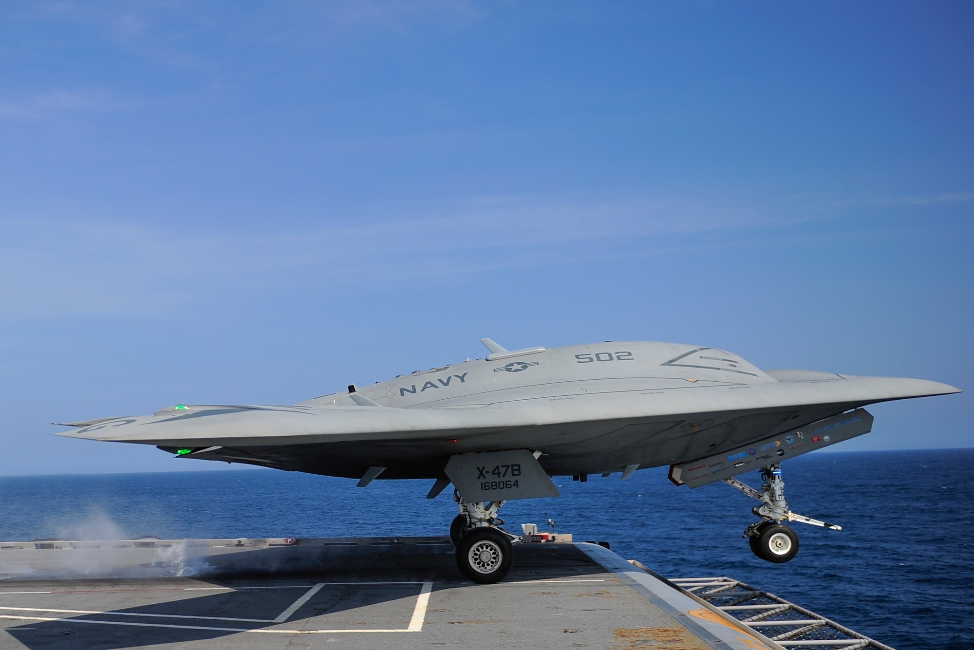 My trien khai giai phap doi pho sat thu tau san bay hinh anh