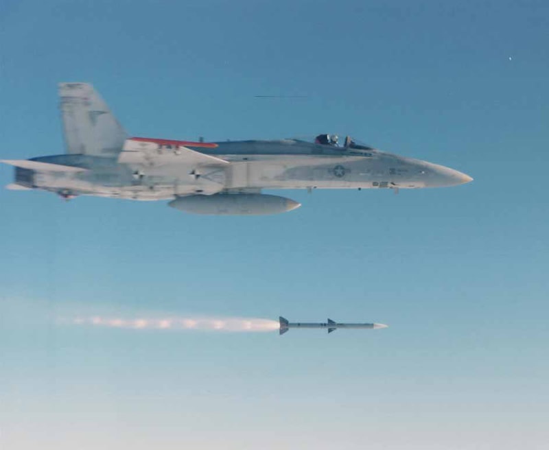 Mỹ bắn hạ máy bay Syria ảnh 1 My ban ha may bay Syria anh 1