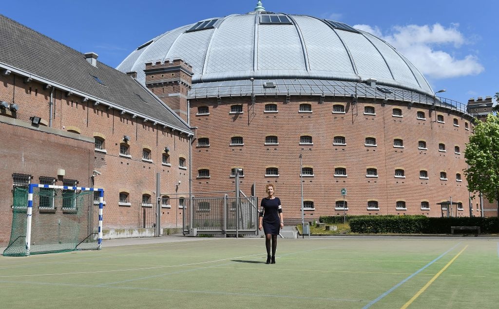 Nha tu Ha Lan hoa nha hang khach san sang trong vi khong co pham nhan anh 2