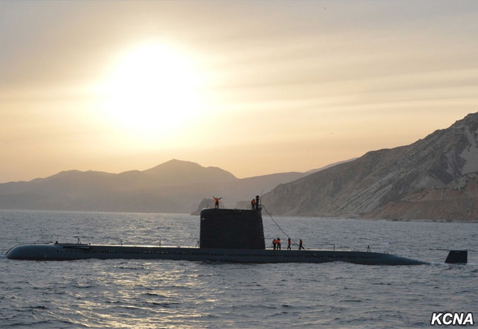 Cang thang ban dao Trieu Tien anh 1