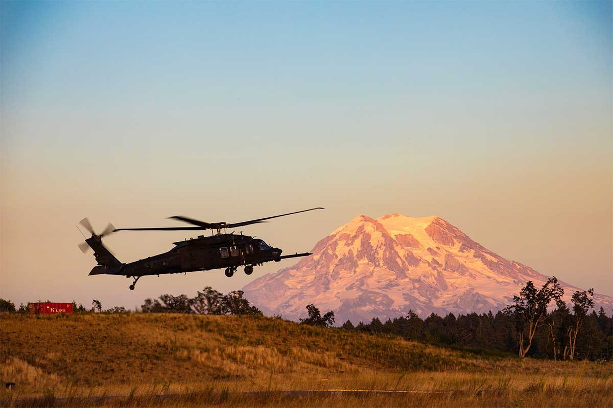 Quân đội Mỹ cứu trợ lụt bão ảnh 7 Quan doi My cuu tro lut bao anh 7