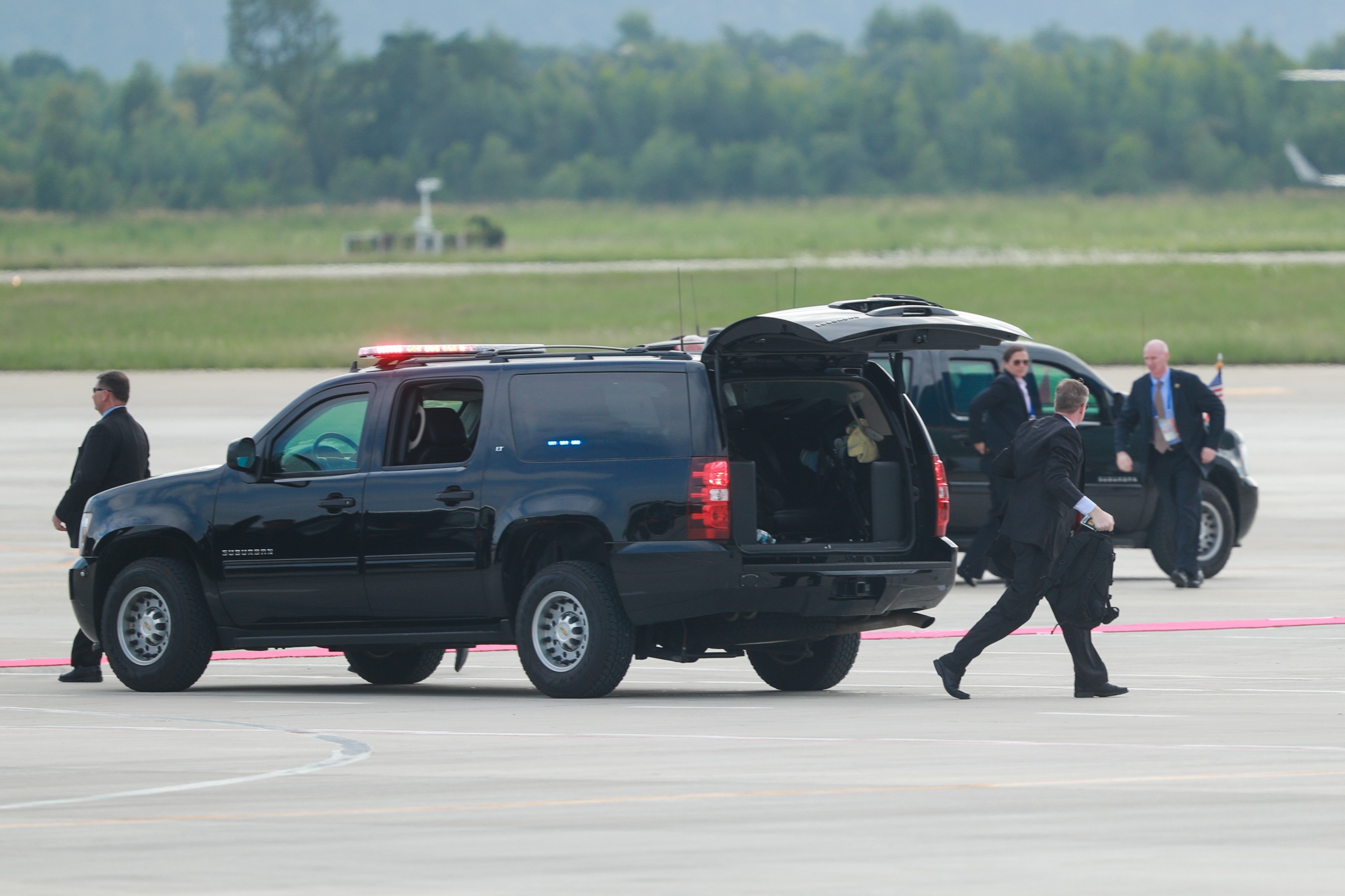 Tong thong Trump tham Viet Nam anh 1