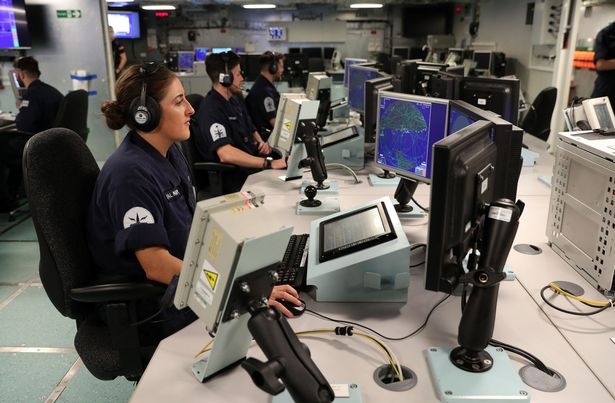 Hai quan Hoang gia Anh anh 10