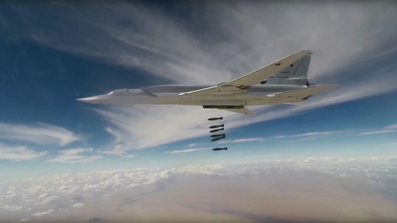 Nga khoe khong quan chien luoc nhan 103 nam thanh lap hinh anh