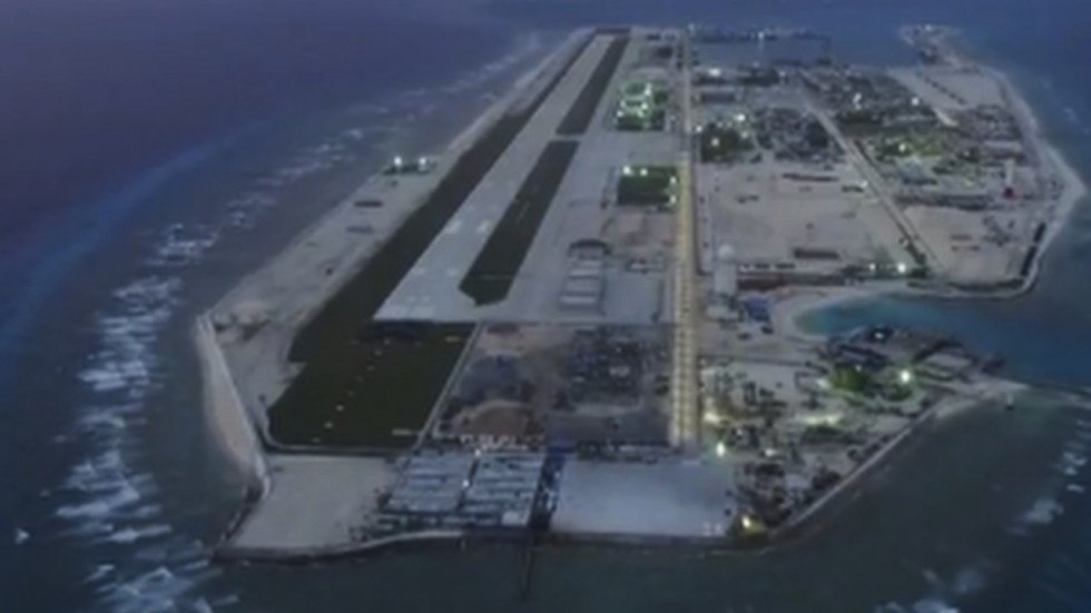 Philippines to Trung Quoc nuot loi khi quan su hoa Bien Dong hinh anh