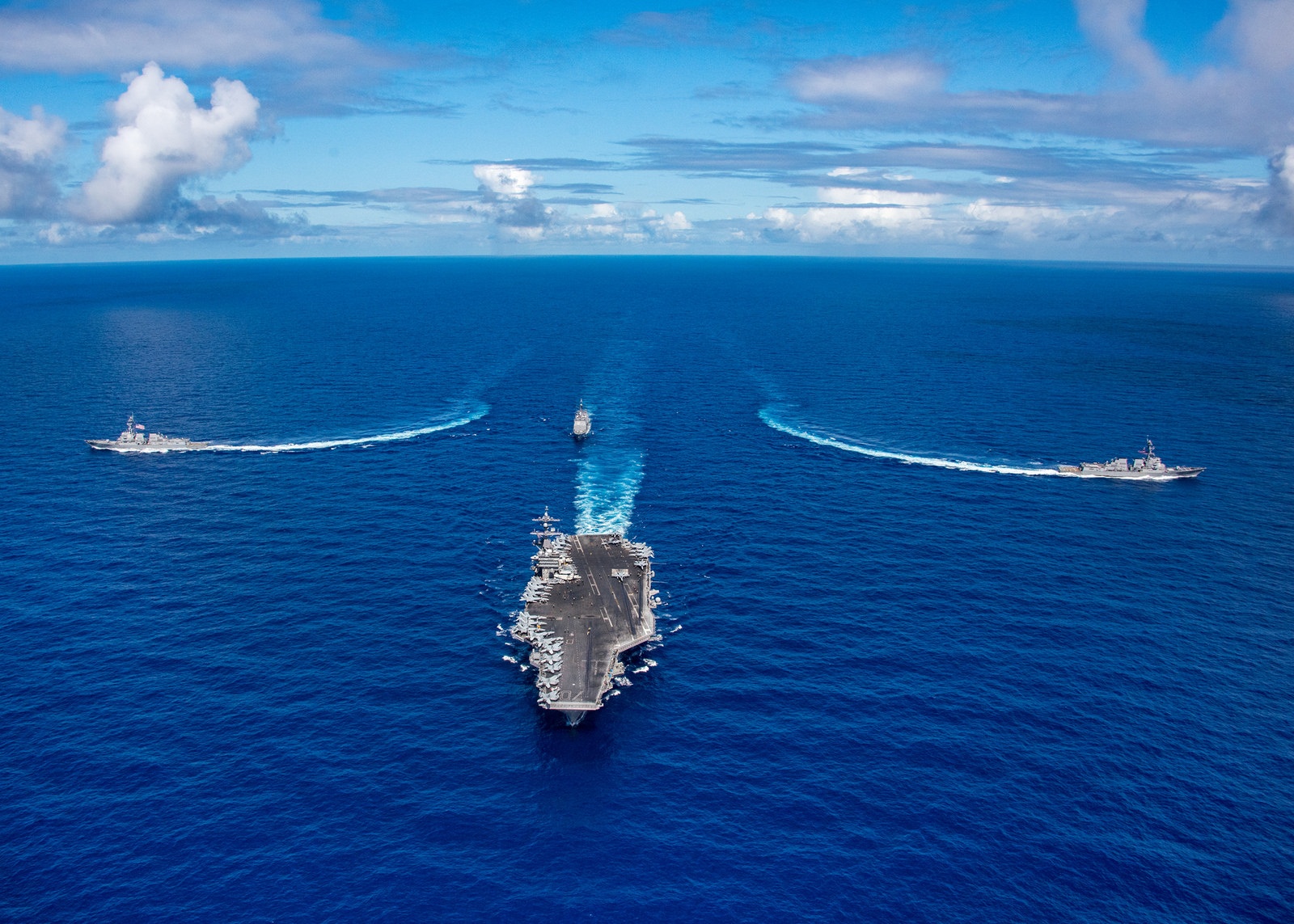 Tàu sân bay Mỹ thăm Việt Nam ảnh 10 Tau san bay My tham Viet Nam anh 10