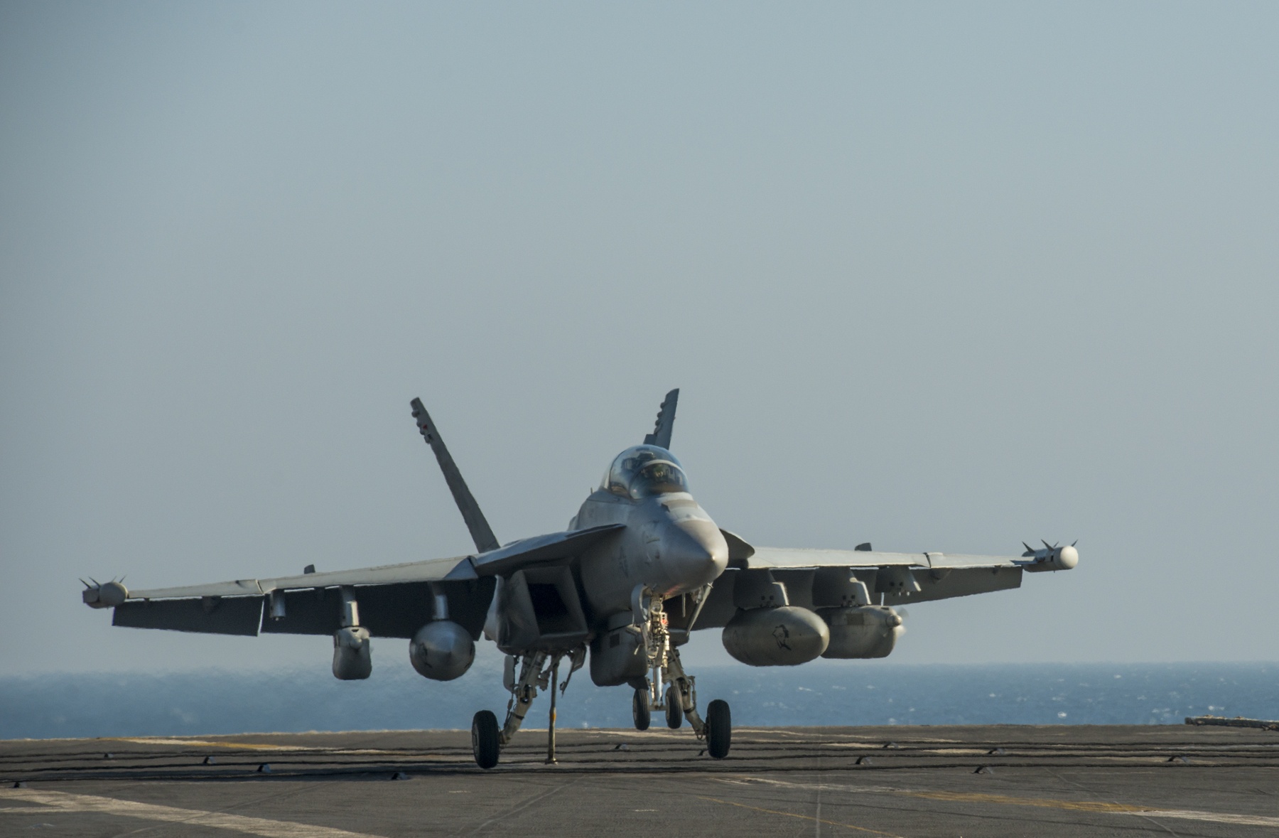 Tau san bay Carl Vinson tham Viet Nam anh 7