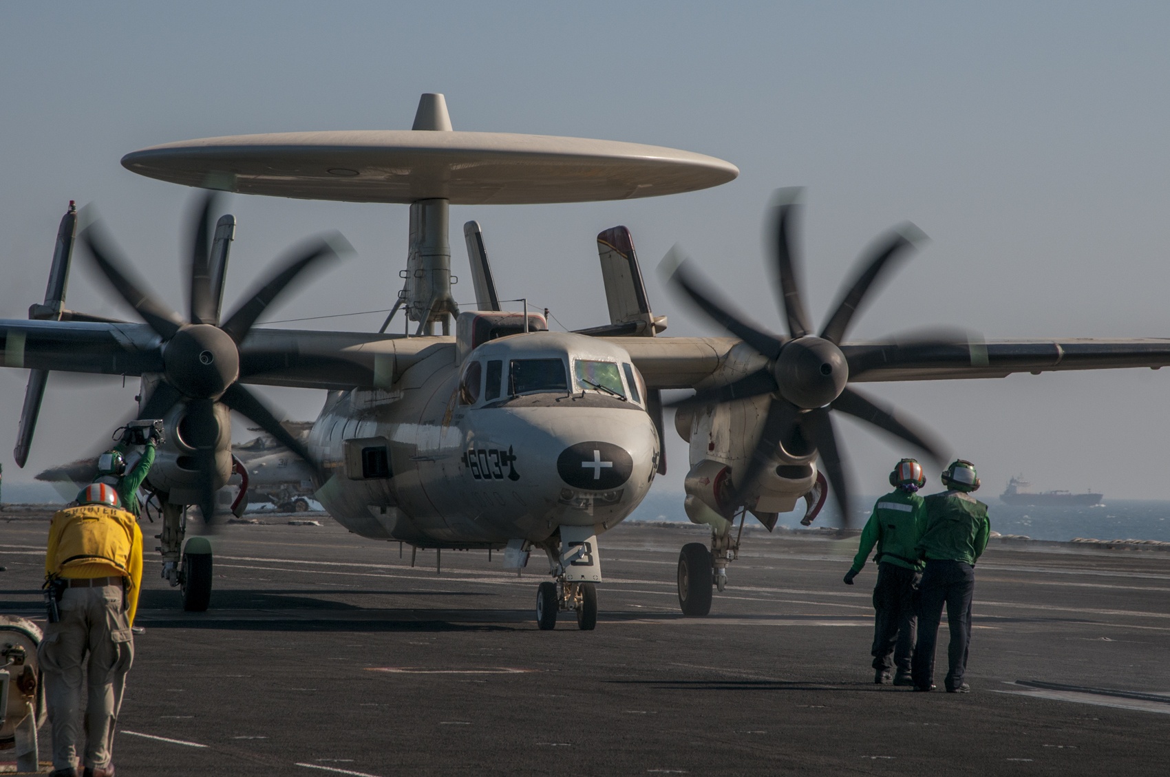 Tau san bay Carl Vinson tham Viet Nam anh 8