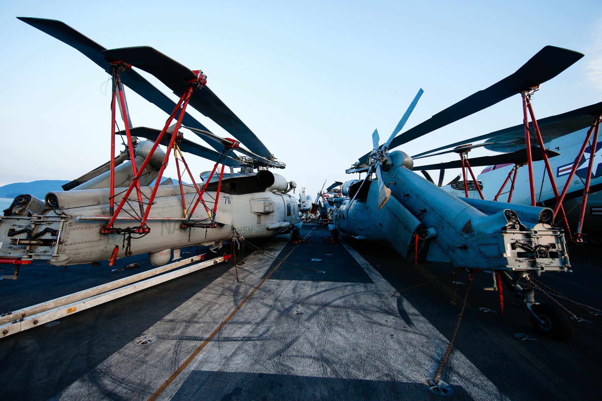 Tau san bay Carl Vinson tham Viet Nam anh 10