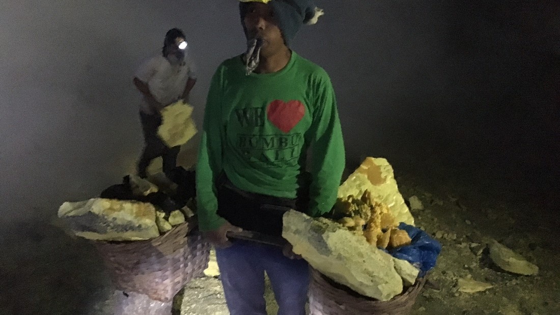 nui lua Ijen,  tho mo,  Indonesia,  luu huynh, anh 1