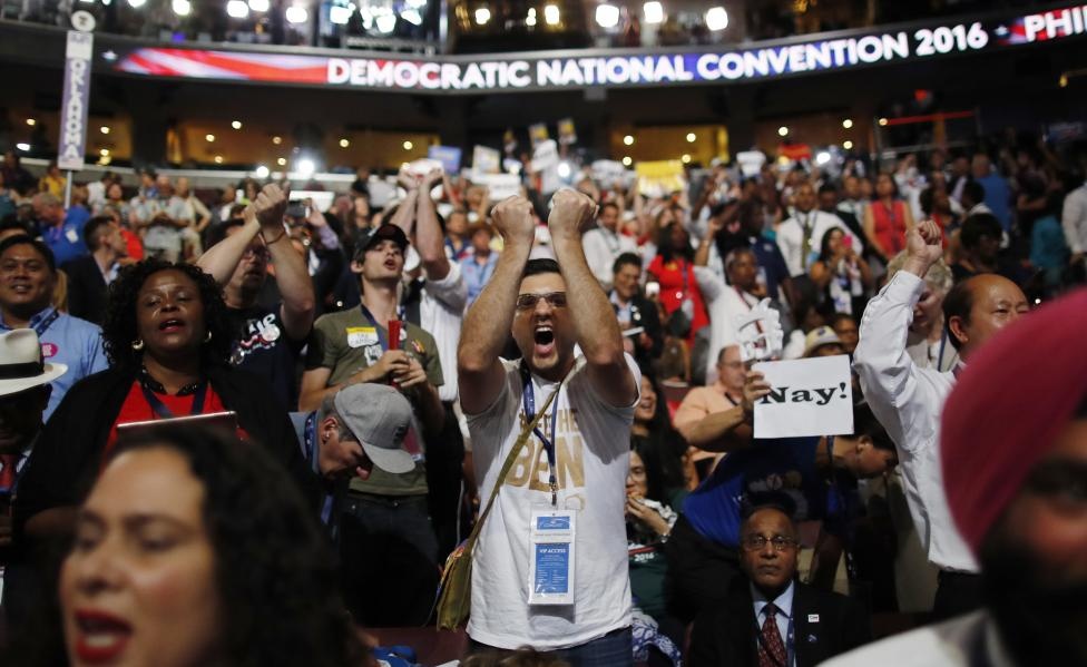 Chia re sau sac trong ngay khai mac dai hoi dang Dan chu My hinh anh