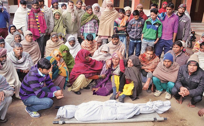 Hai vo chong bi chem chet vi no chua toi 1 USD o An Do hinh anh