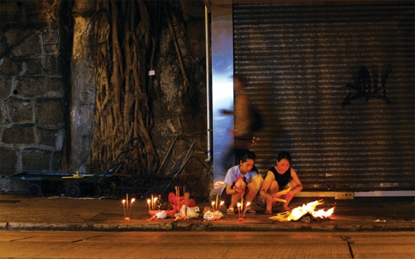 Phong tuc cac nuoc chau A trong thang le co hon anh 1