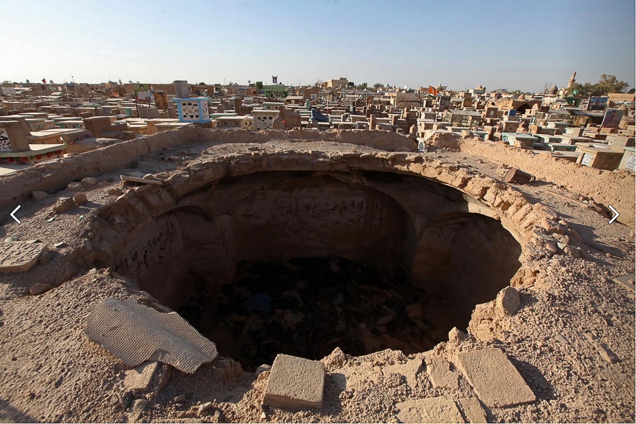 Nghia trang lon nhat the gioi o Iraq anh 12