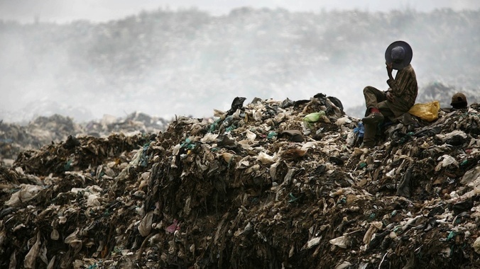 nhung bai rac khong lo nguy hiem nhat tren the gioi anh 1