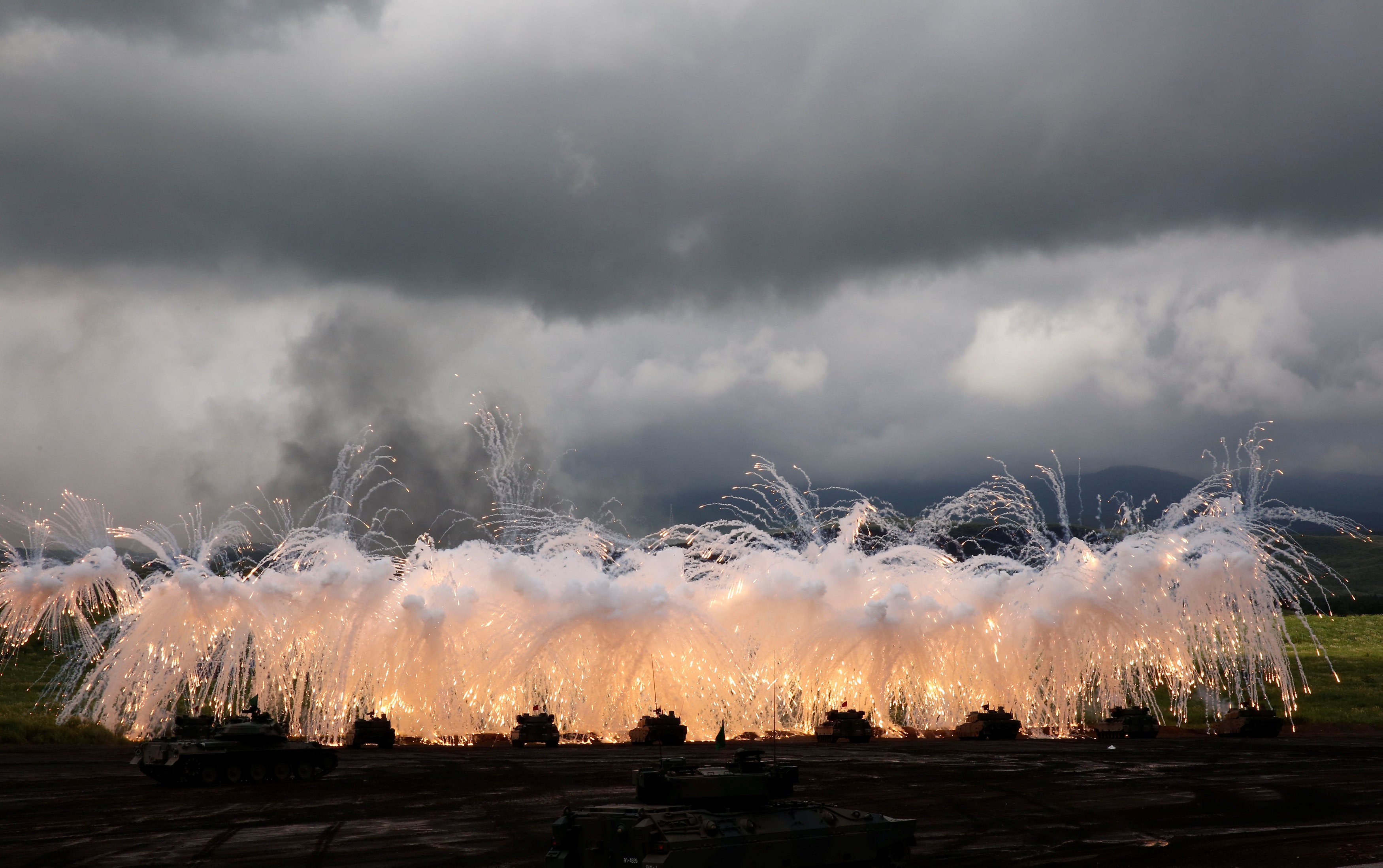 quan doi Nhat Ban tap tran anh 8