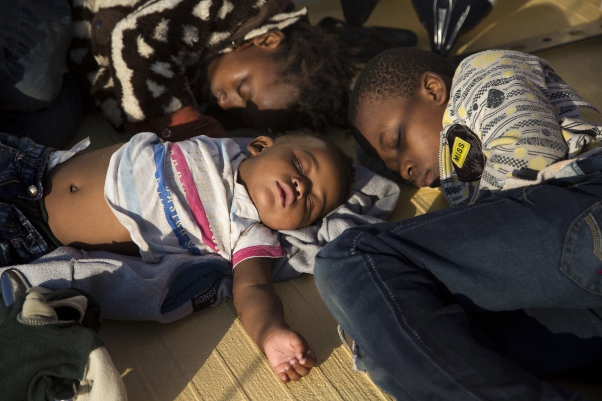 cứu sống người di cư ảnh 11 cuu song nguoi di cu anh 11