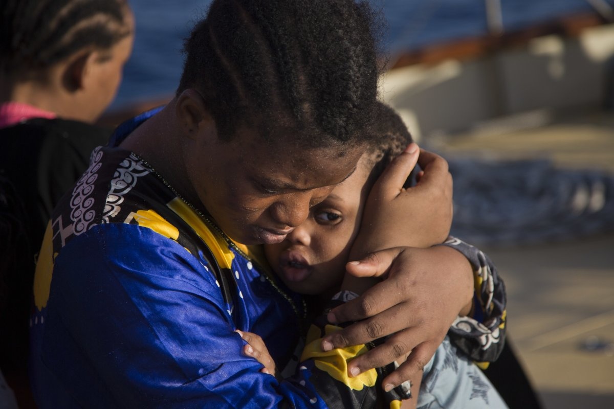 cứu sống người di cư ảnh 13 cuu song nguoi di cu anh 13