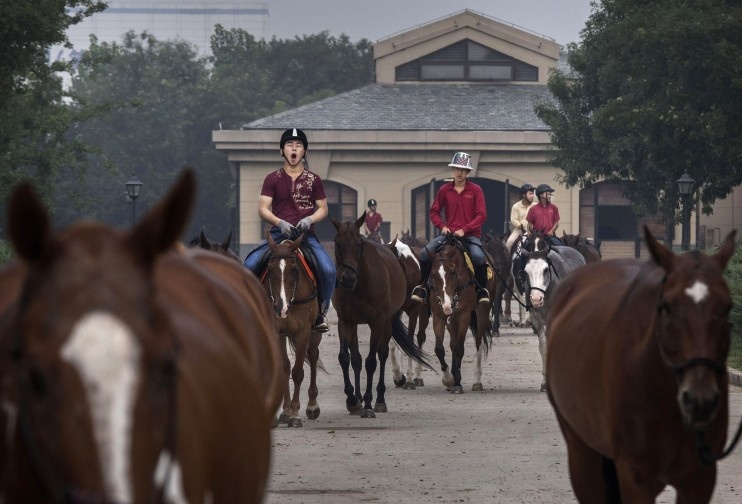 tre em Trung Quoc hoc he,  hi vong truong top anh 3