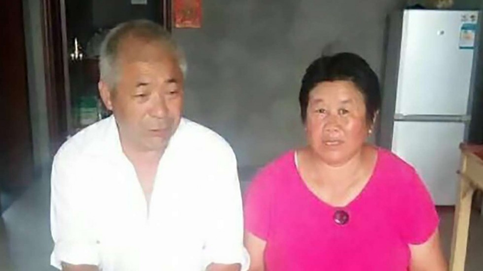 Trung Quoc: Cha me tim duoc con 'da chet' 35 nam truoc hinh anh