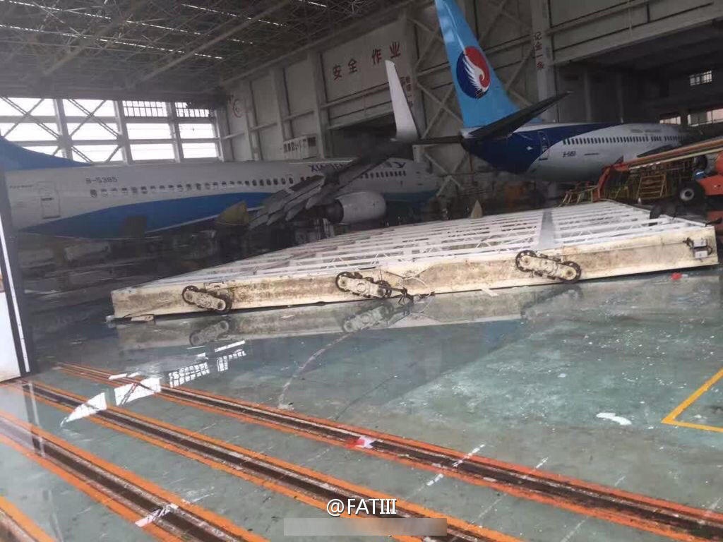 may bay boeing bi bao thoi bay anh 6