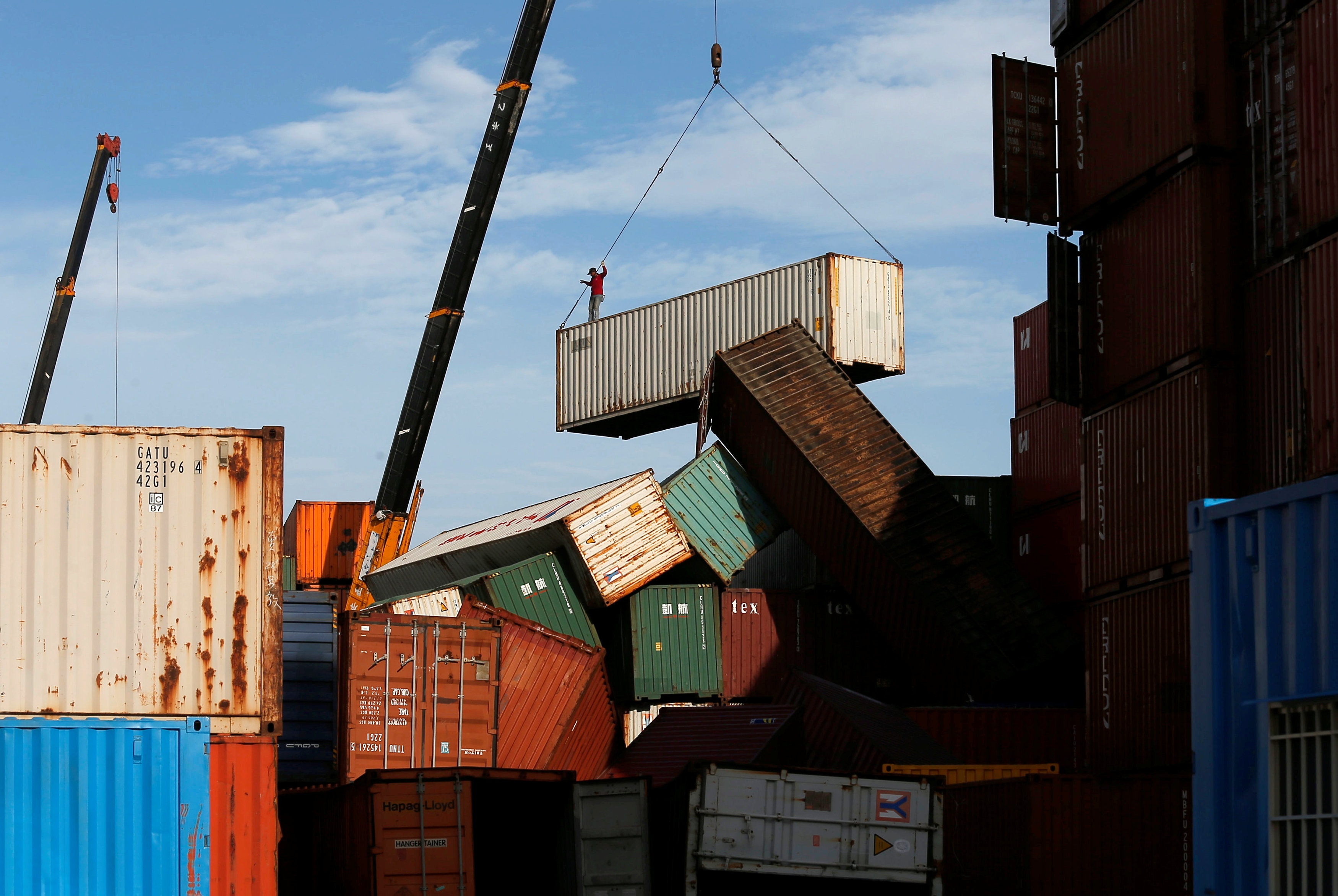 Dai Loan don bao Malakas anh 2