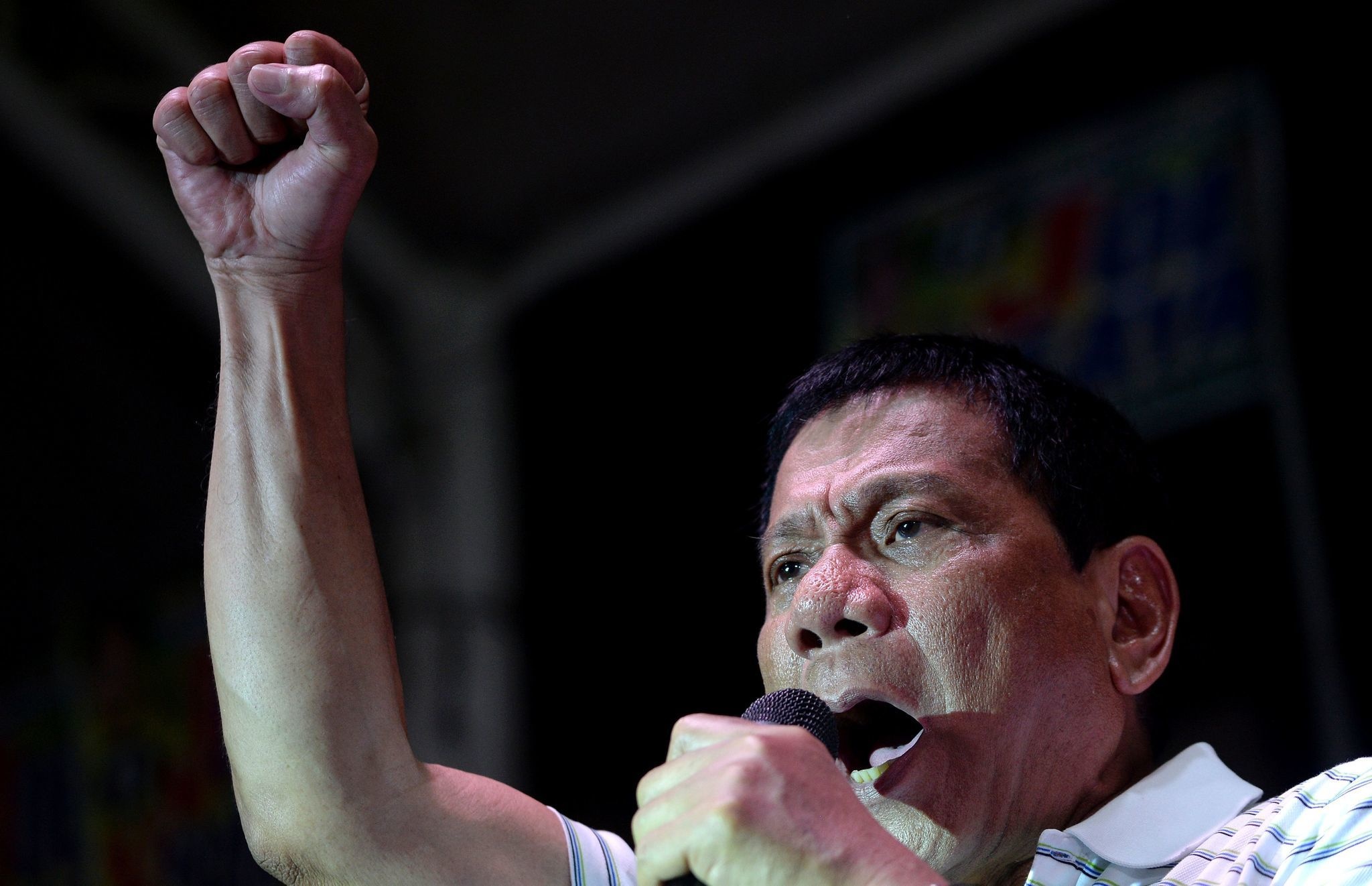 Tong thong Duterte khi con nho anh 9