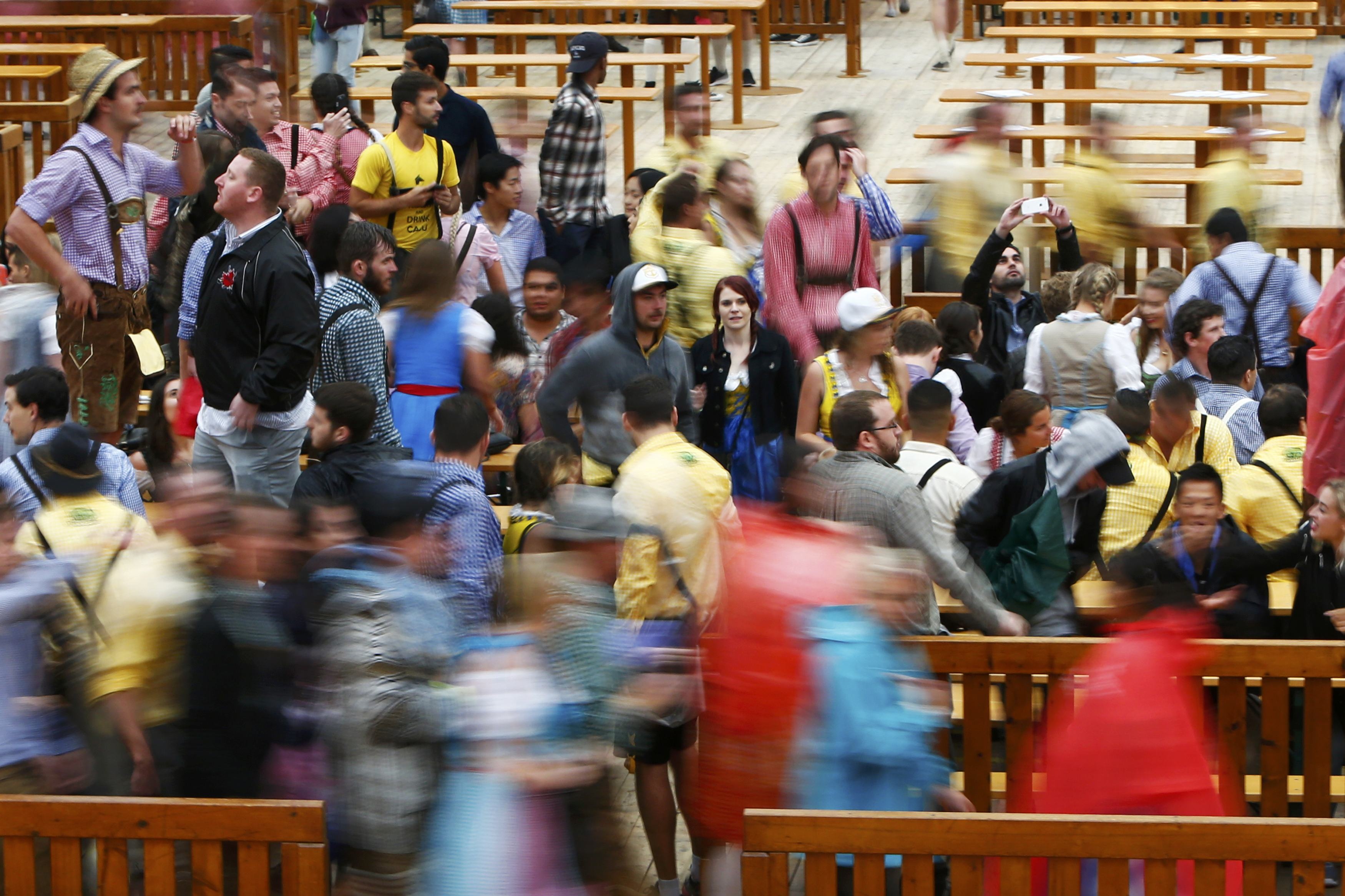 Khai mac le hoi Bia Duc Oktoberfes Duc 2016 anh 3