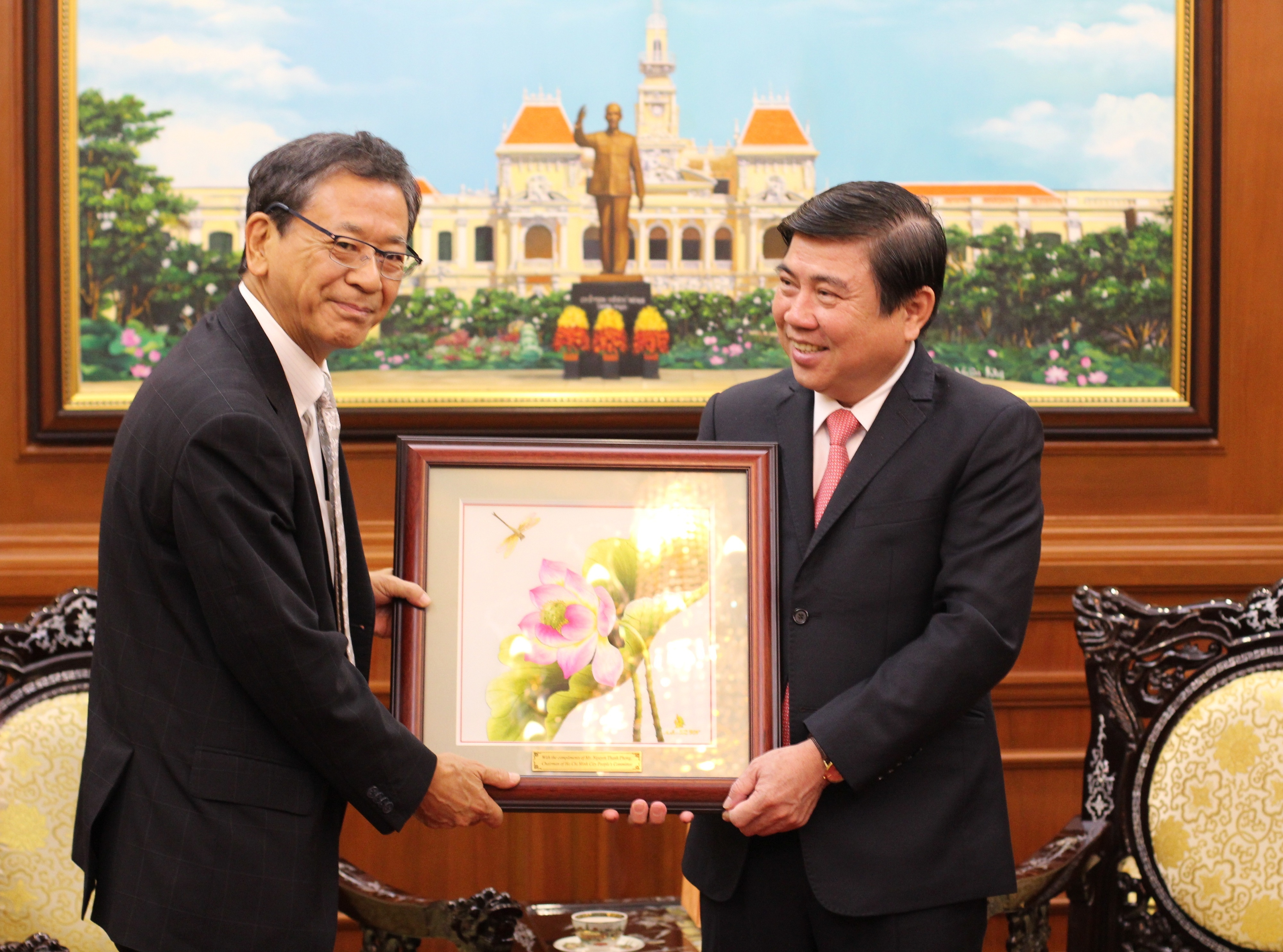 dai su Nhat chao tu biet bi thu Thang anh 1