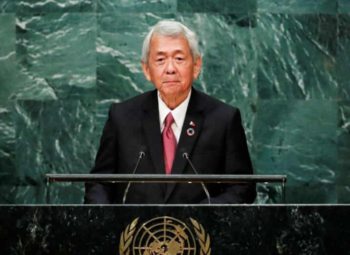 Ngoai truong Phillipines: Nguoi dan tin tuong TT Duterte hinh anh