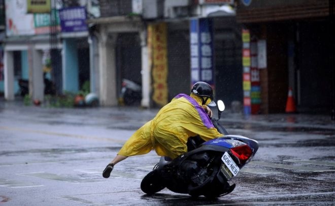 Bão Megi quét qua Đài Loan,  Trung Quốc ảnh 5 Bao Megi quet qua Dai Loan,  Trung Quoc anh 5