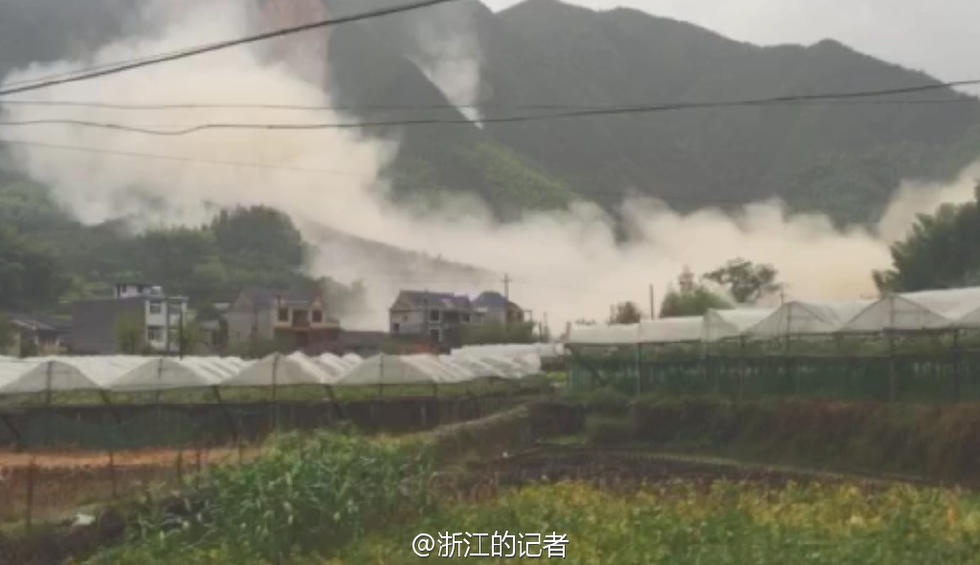 Khoanh khac nui lo chon vui 20 ngoi nha tai Trung Quoc hinh anh