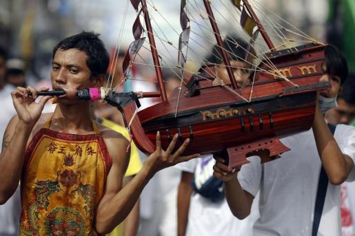 Rung ron le hoi an chay o Thai Lan anh 6